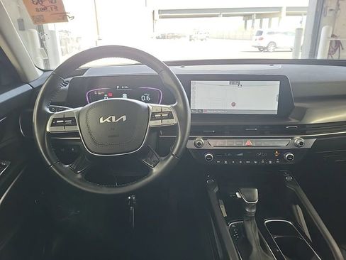 Used 2025 Kia Telluride S image 8