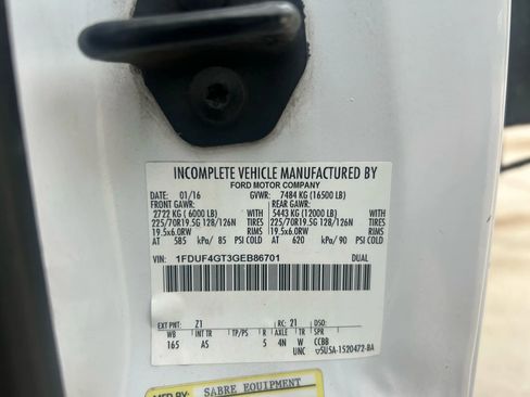 Used 2016 Ford F450 XL w/ XL Value Package image 25