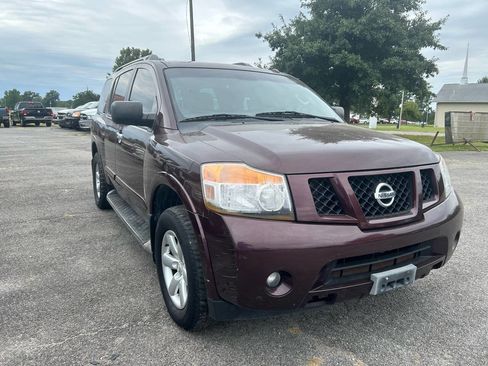 Used 2015 Nissan Armada SV image 7