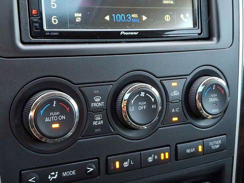 Used 2011 MAZDA CX-9 Grand Touring w/ Moonroof & Bose Audio Pkg AWD/4WD image 16