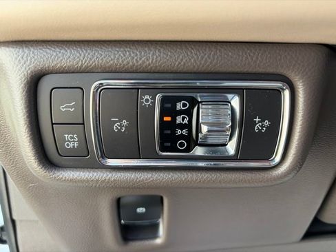 Used 2021 Lincoln Nautilus Reserve w/ Equipment Group 201A AWD/4WD image 8