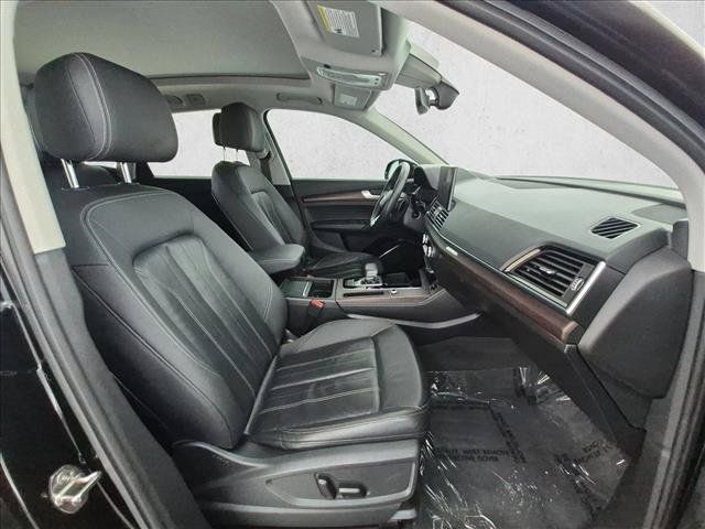 Used 2021 Audi Q5 2.0T Premium Plus w/ Premium Plus Package AWD/4WD image 25