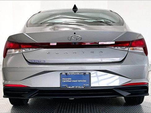 Certified 2021 Hyundai Elantra SEL FWD image 4