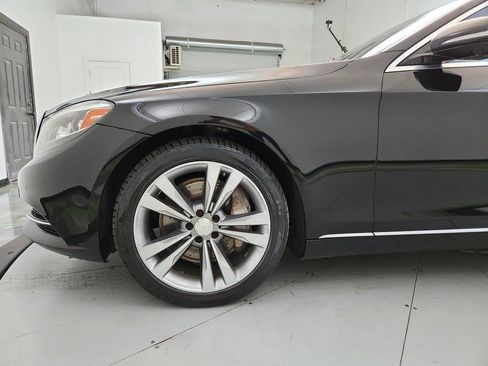 Used 2015 Mercedes-Benz S 550 Sedan w/ Premium 1 Package image 31
