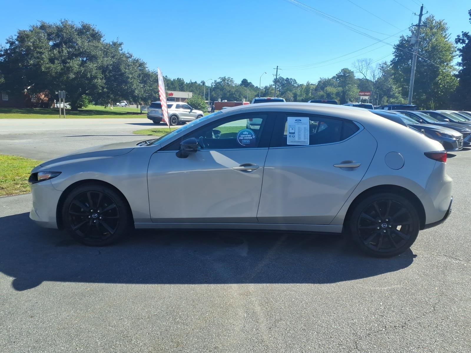 Used 2024 MAZDA MAZDA3 s FWD image 5