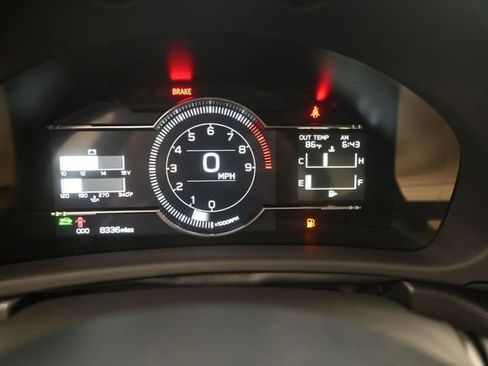 Used 2024 Toyota GR86 Premium RWD image 7