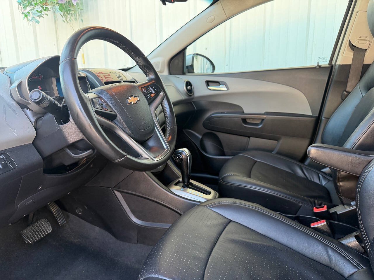Used 2014 Chevrolet Sonic LTZ FWD image 11