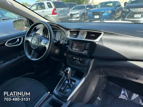 Used 2018 Nissan Sentra SV FWD image 13