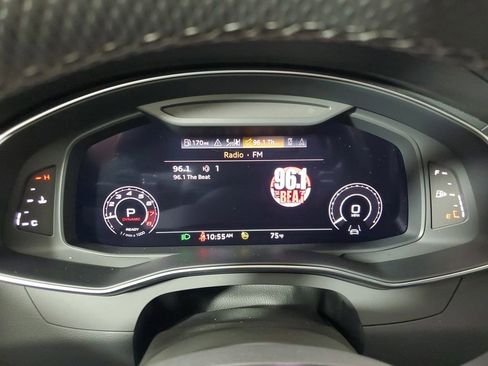 Used 2022 Audi RS 6 AWD/4WD image 26
