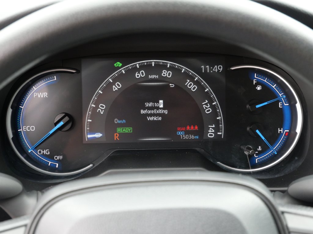 Certified 2025 Toyota RAV4 LE AWD/4WD image 24