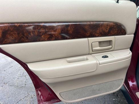 Used 2004 Mercury Grand Marquis LS image 14