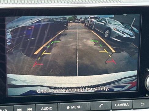 Used 2025 Nissan Altima 2.5 SV image 34