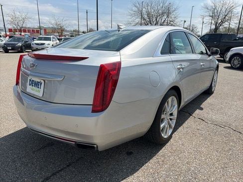 Used 2017 Cadillac XTS Luxury image 5