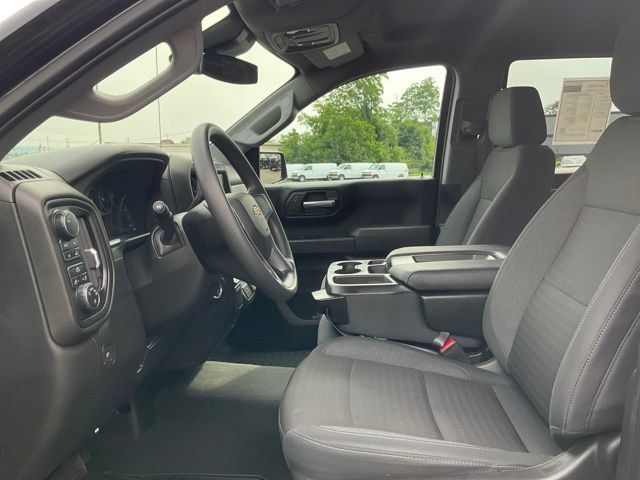 Used 2024 Chevrolet Silverado 1500 Custom w/ LPO, Dark Essentials Package AWD/4WD image 2