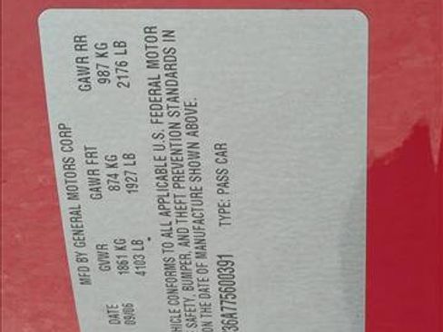 Used 2007 Cadillac XLR image 15