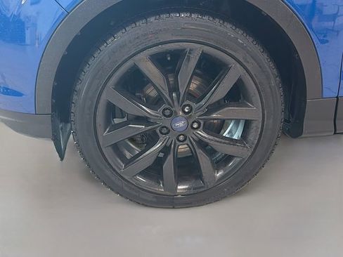 Used 2018 Ford Escape SE w/ SE Sport Appearance Package image 23