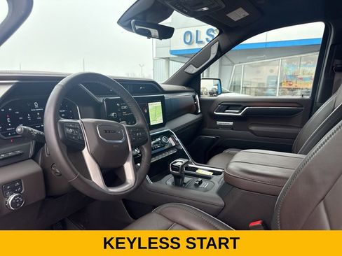 Used 2024 GMC Sierra 1500 Denali w/ Technology Package image 11