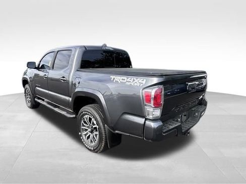 Used 2021 Toyota Tacoma TRD Sport w/ Technology Package AWD/4WD image 5