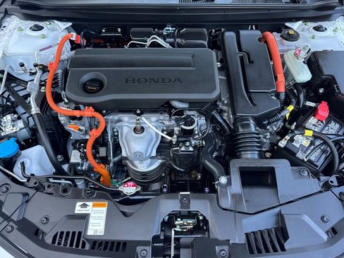 Certified 2025 Honda Accord Touring image 36