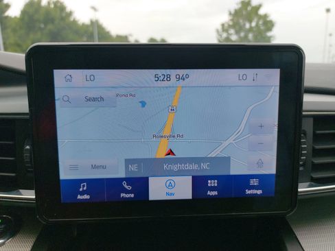 Used 2020 Ford Explorer XLT w/ Equipment Group 202A RWD image 24