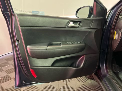 Used 2020 Kia Sportage LX image 17