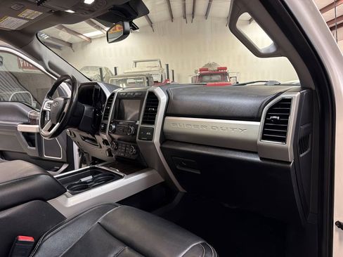 Used 2020 Ford F250 Lariat AWD/4WD image 39