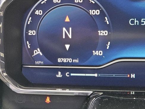 Used 2024 Chevrolet Silverado 2500 LT image 23