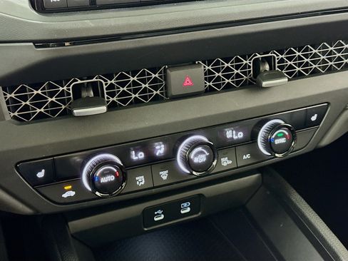 Used 2025 Honda Accord SE image 15