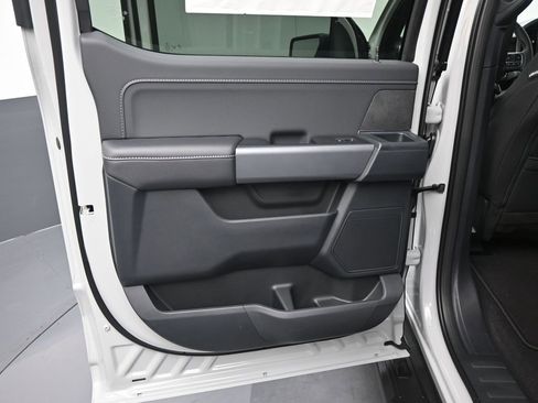 New 2026 Ford F150 XLT w/ Equipment Group 302A MID image 8