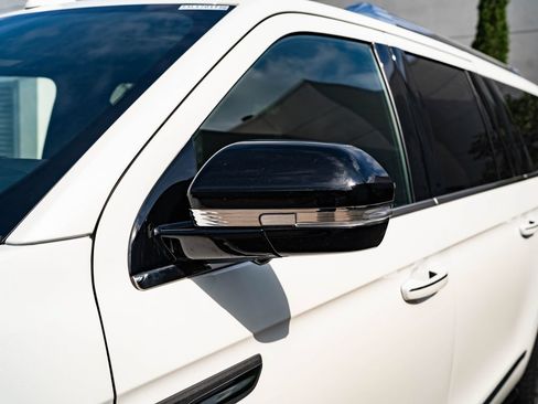 Used 2023 Lincoln Navigator L Reserve AWD/4WD image 17