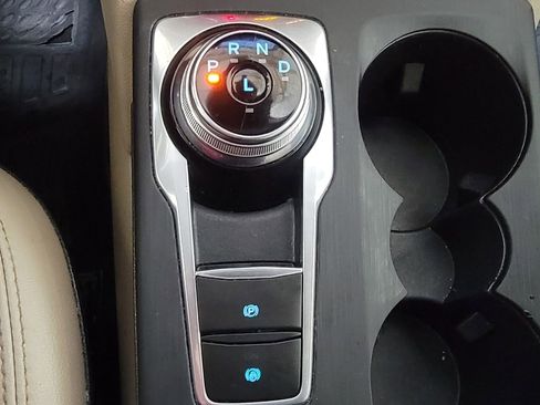 Used 2021 Ford Escape SEL w/ Technology Package image 18