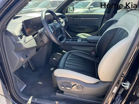 Certified 2024 Kia EV9 GT-Line AWD/4WD image 10