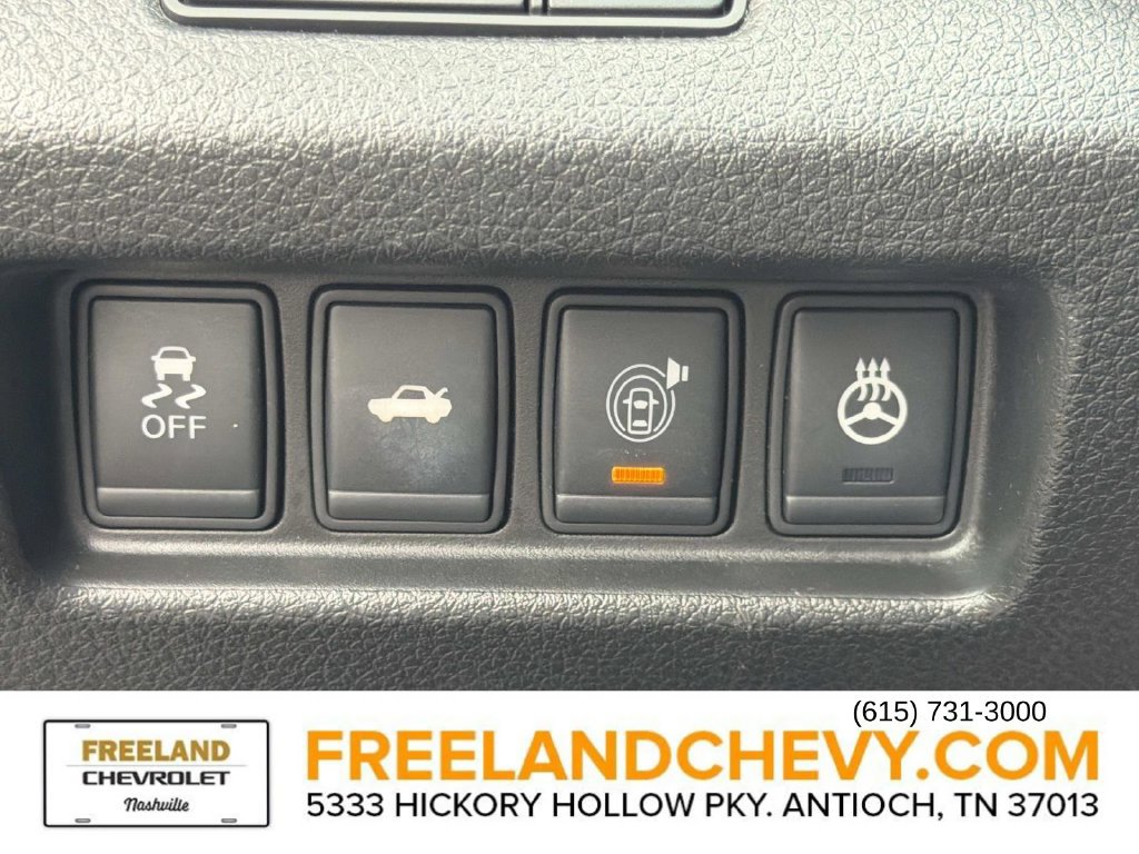Used 2014 Nissan Altima 2.5 SL w/ Technology Package FWD image 32