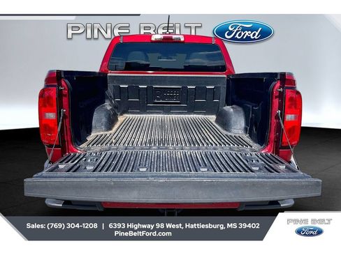 Used 2021 Chevrolet Colorado W/T w/ Custom Special Edition RWD image 12