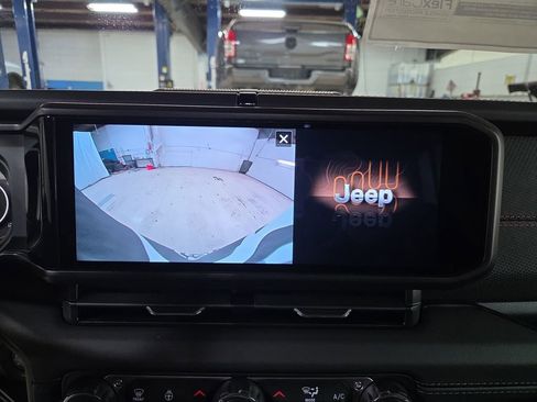 New 2026 Jeep Wrangler Unlimited Rubicon image 20