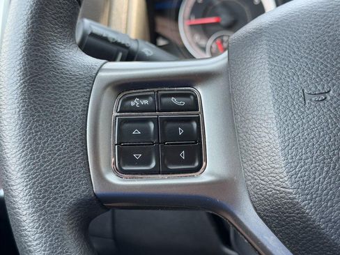 Used 2024 RAM 1500 Classic SLT AWD/4WD image 18