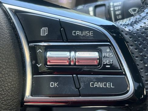 Used 2020 Kia Forte GT-Line w/ GT-Line Premium Package FWD image 24