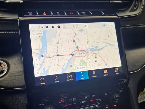 New 2025 Jeep Grand Cherokee L Overland w/ Advanced Protech Group III image 29