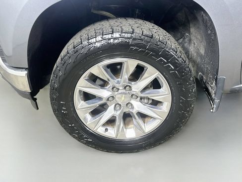 Used 2019 Chevrolet Silverado 1500 LTZ w/ LTZ Plus Package AWD/4WD image 7