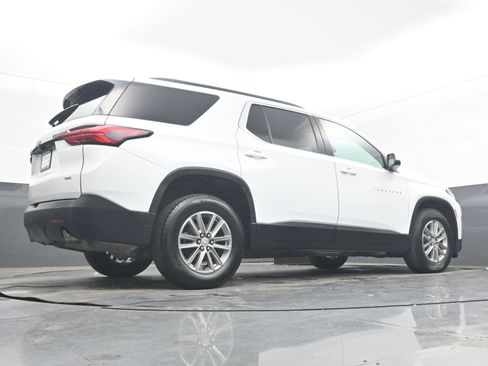 Used 2022 Chevrolet Traverse LT AWD/4WD image 28