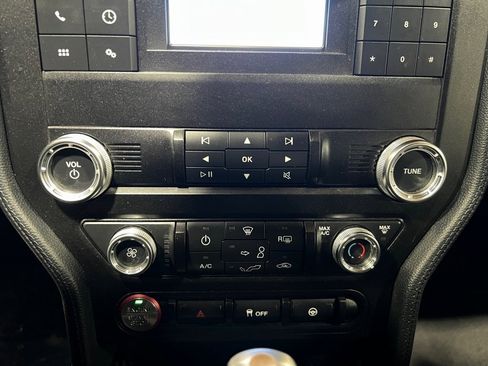 Used 2019 Ford Mustang GT image 29