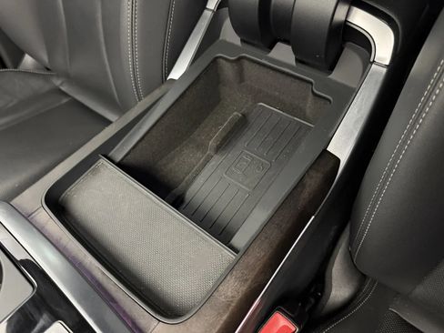 Used 2019 Audi Q8 Prestige AWD/4WD image 44