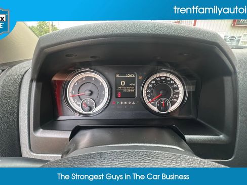 Used 2019 RAM 1500 Classic SLT image 34