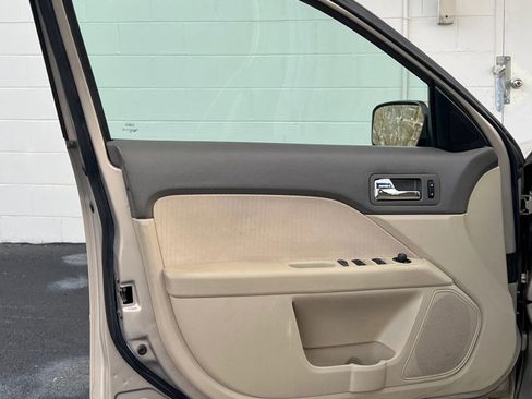 Used 2007 Mercury Milan FWD image 15
