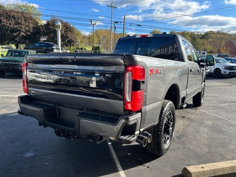 New 2026 Ford F350 Platinum w/ FX4 Off-Road Package image 11