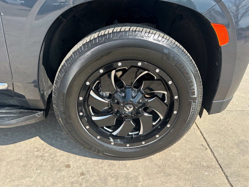 Used 2022 GMC Yukon Denali AWD/4WD image 42