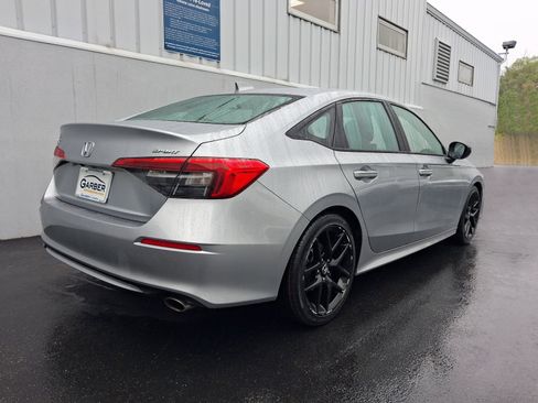 Used 2023 Honda Civic Sport image 10