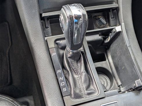 Used 2017 Ford Taurus SEL w/ Equipment Group 201A image 29