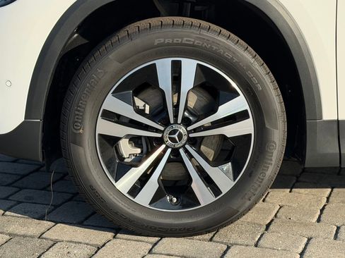 New 2026 Mercedes-Benz GLA 250 image 12