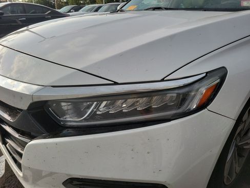Used 2020 Honda Accord EX image 5